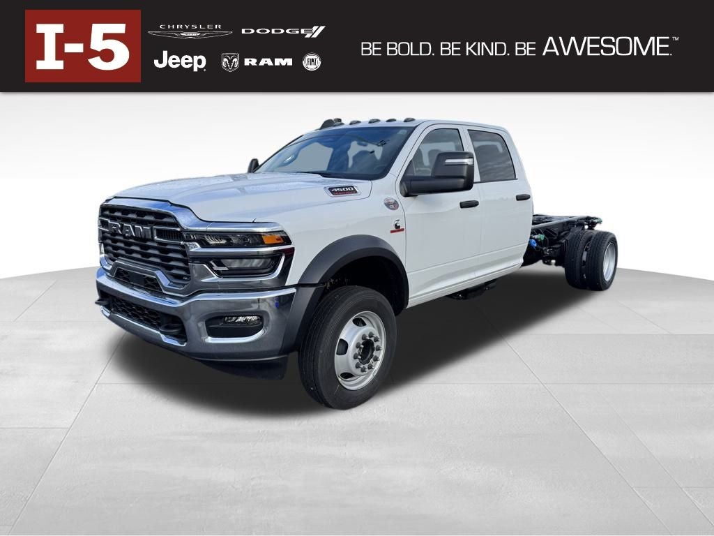 2026 RAM Ram 4500 Chassis Cab RAM 4500 TRADESMAN CHASSIS CREW CAB 4X4 84' CA in Bright White Clear-Coat Exterior Paint — front...