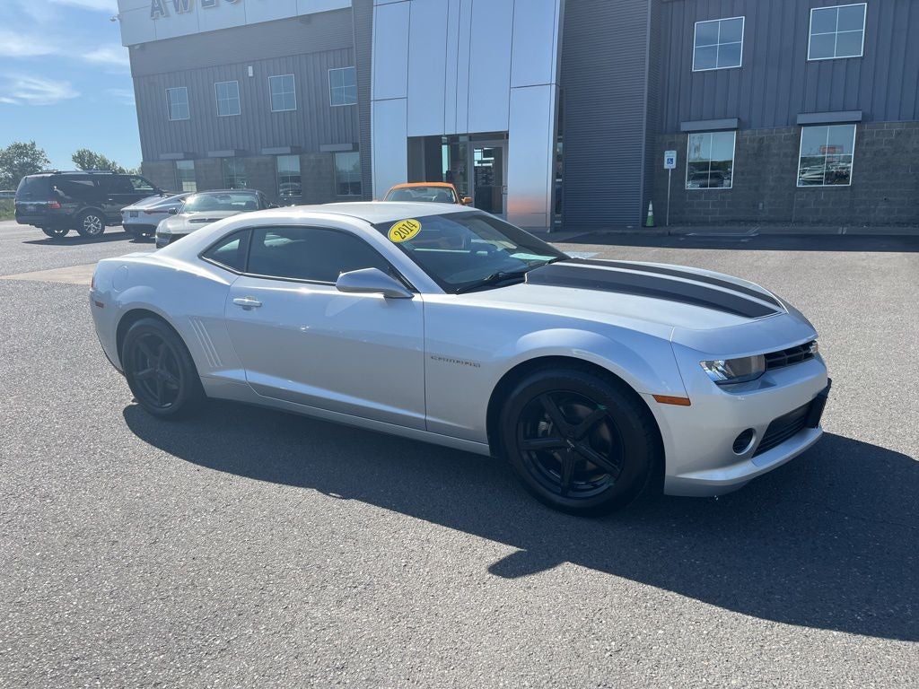 2014 Chevrolet Camaro — interior view