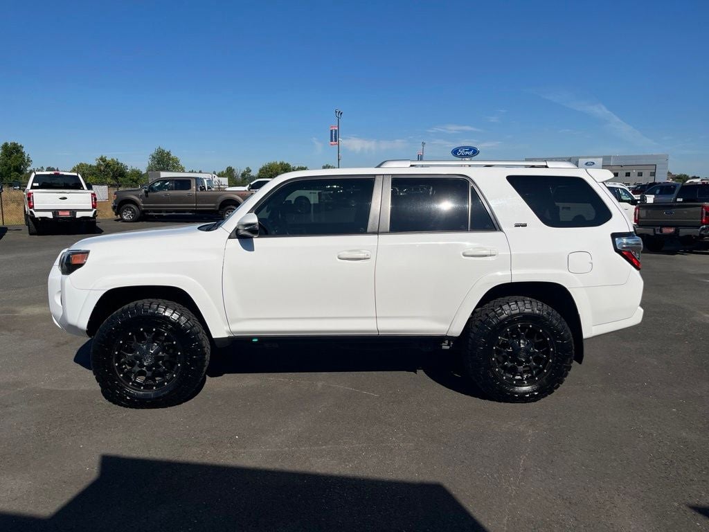 2018 Toyota 4Runner — rear three-quarter view